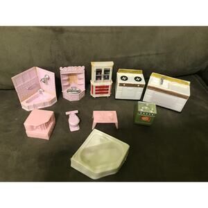 Doll House Furniture Pink Bathroom